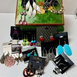 🪩🎁 Earrings, Earrings, Earrings!🎁🪩